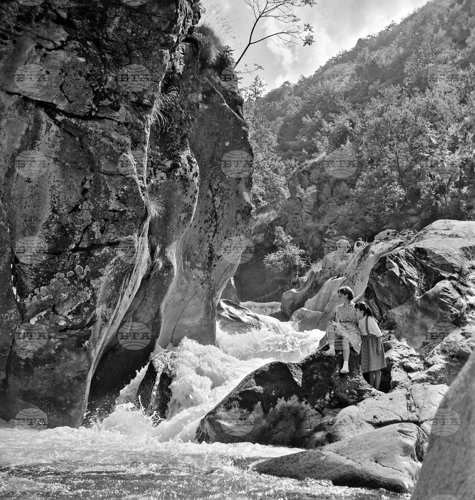 Джиро Д‘Италия (Giro d’Italia) в България - етап 3: маршрутът оживява през обектива на БТА