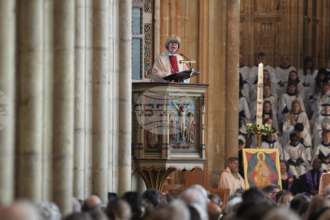 Папа Лъв Четиринадесети и новият водач на Англиканската църква се срещнаха за първи път във Ватикана