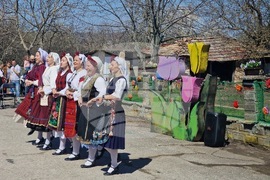 Село Цветница - Народно читалище „Светлина - 1928“ - празник „На Цветница в Цветница“