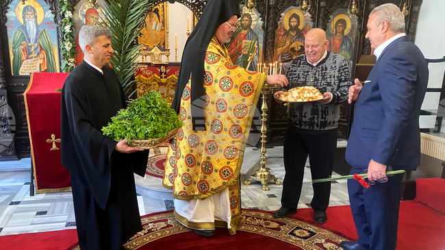 Общността на православните българи в Истанбул отбеляза светлия християнски празник Цветница с църковна служба и другарски обяд