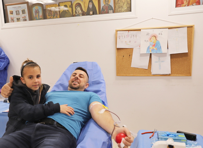 Кръводарителска акция на ВМА събра десетки доброволци на Цветница