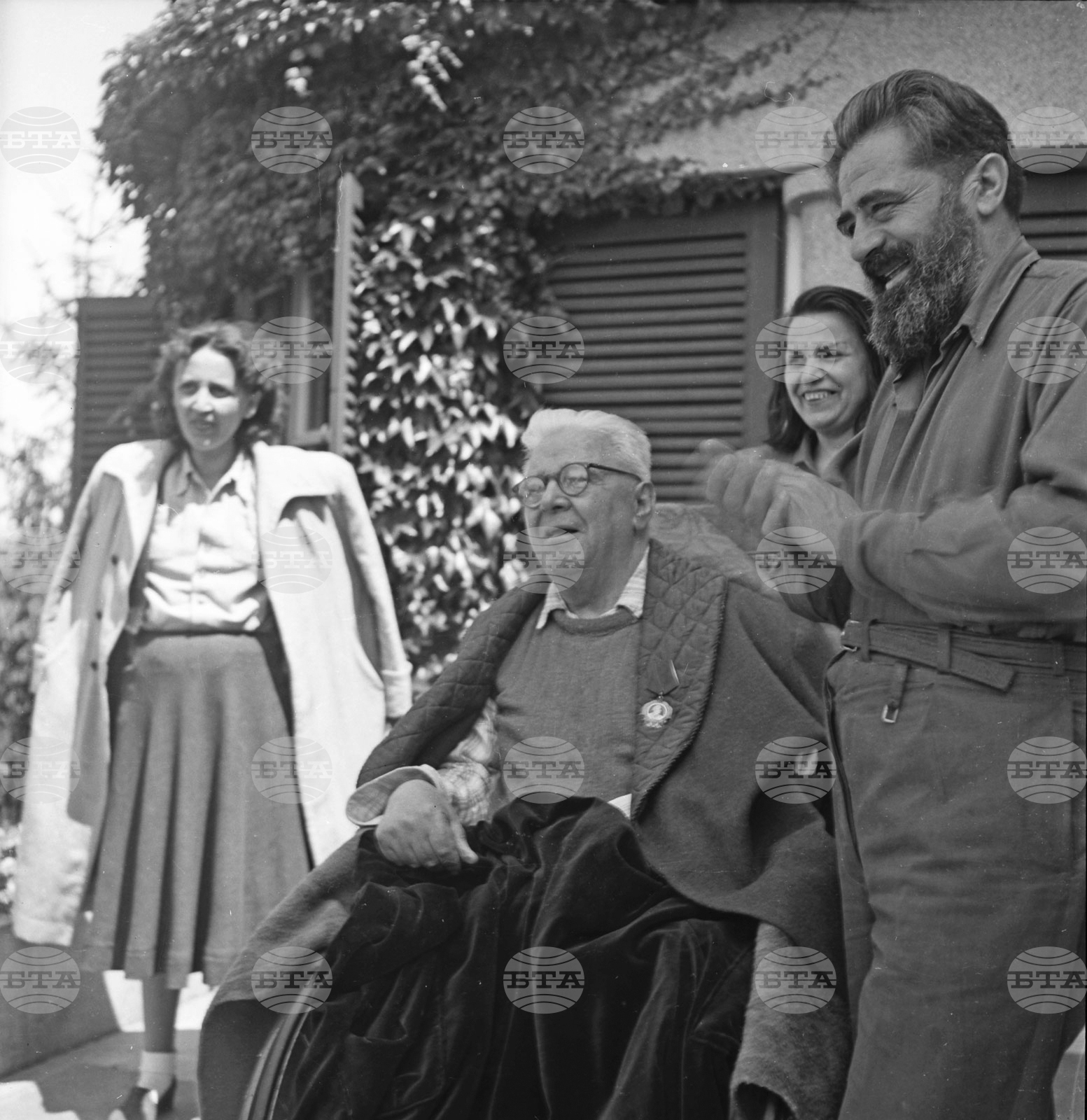 Кръстьо Сарафов - актьор