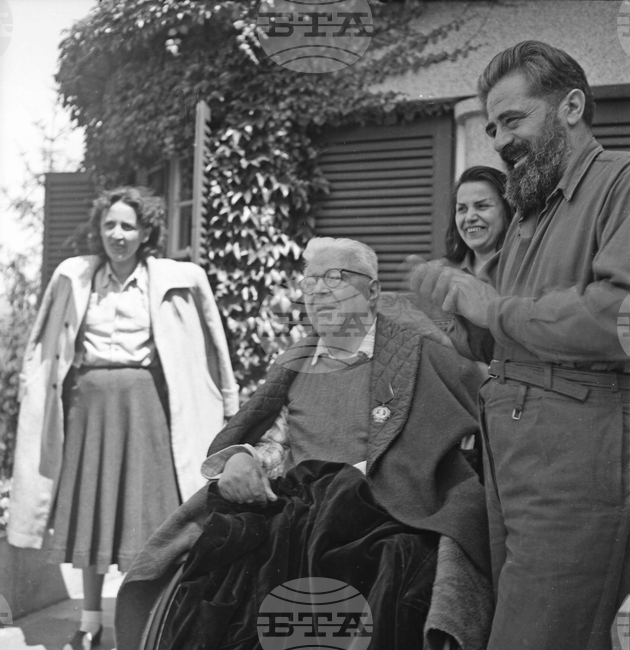 Кръстьо Сарафов - актьор