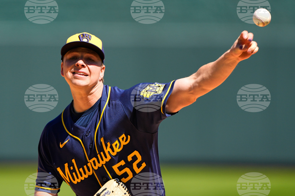 Brewers Royals Baseball