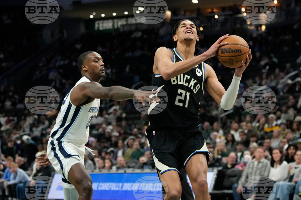 Grizzlies Bucks Basketball