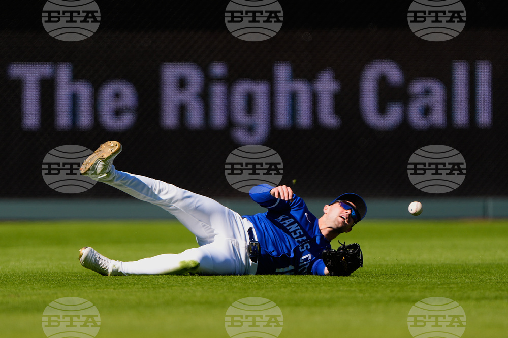 APTOPIX Brewers Royals Baseball