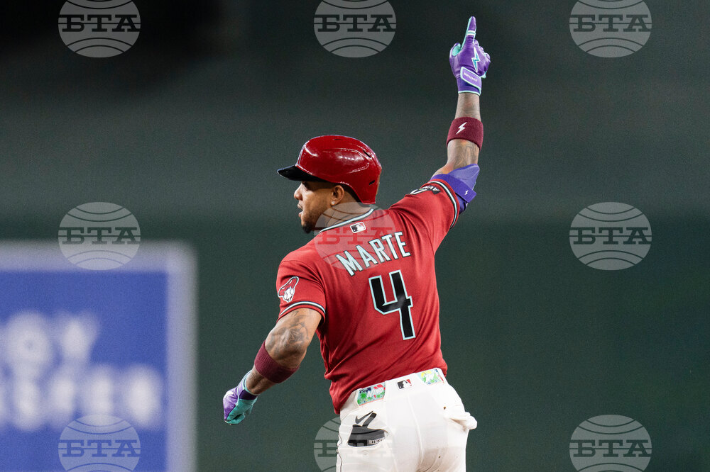 Braves Diamondbacks Baseball