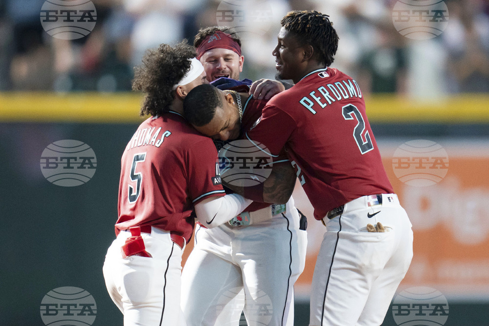 Braves Diamondbacks Baseball