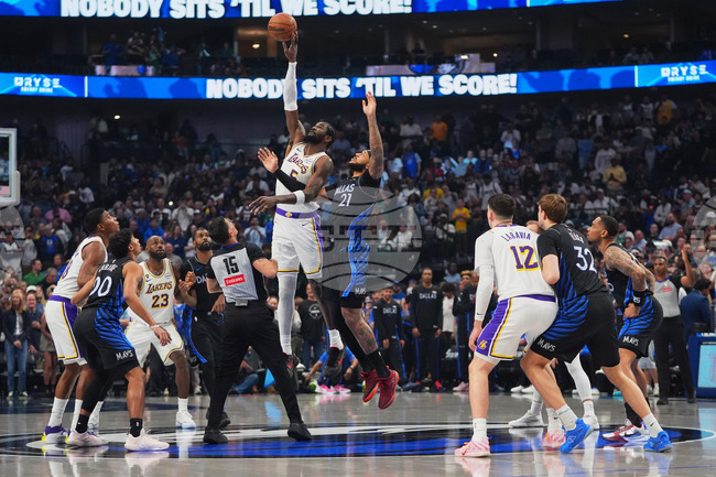 Lakers Mavericks Basketball