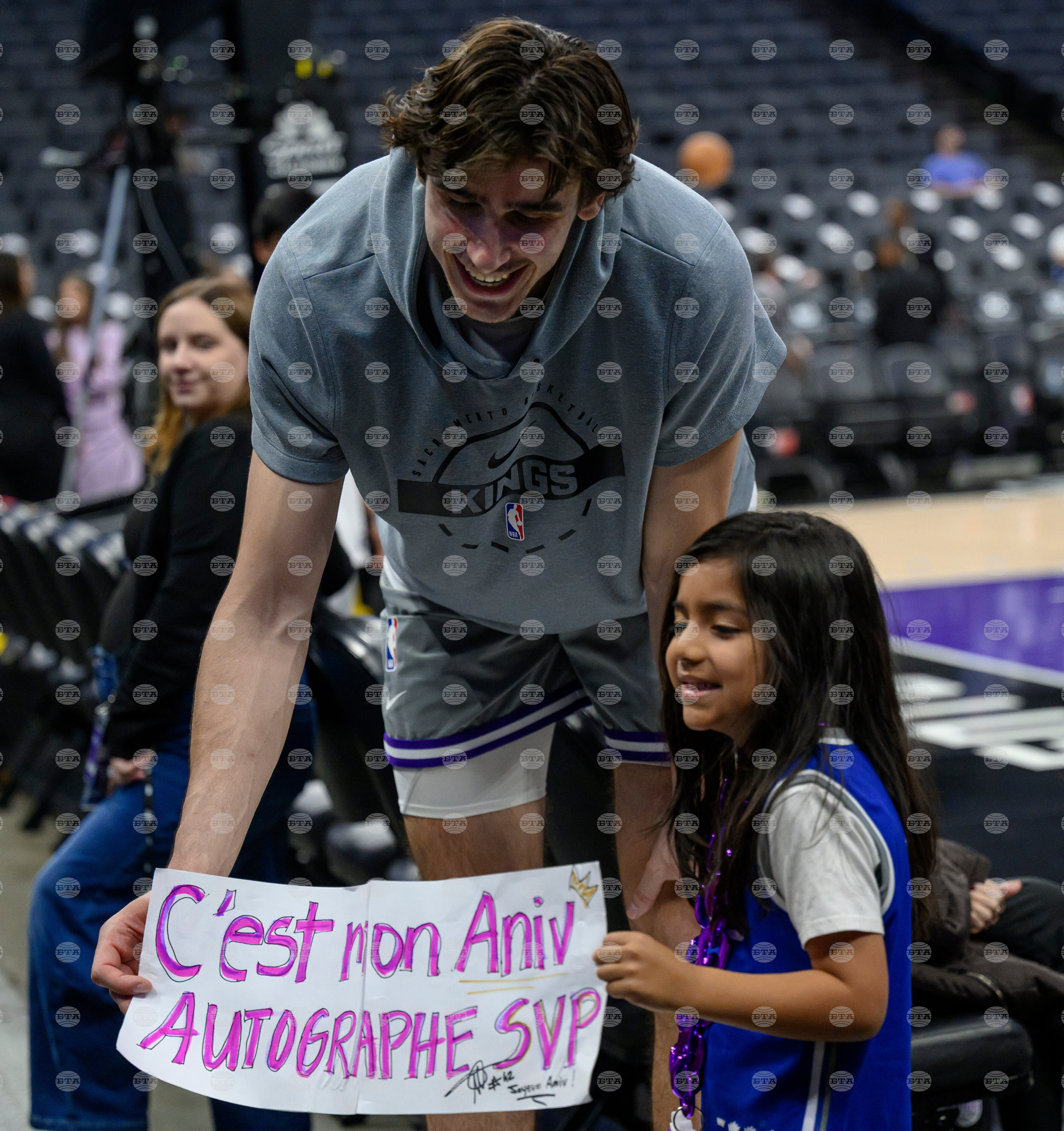 Clippers Kings Basketball