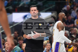 Lakers Mavericks Basketball