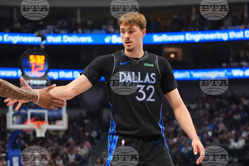 Lakers Mavericks Basketball