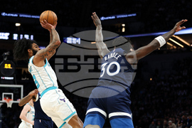 Hornets Timberwolves Basketball