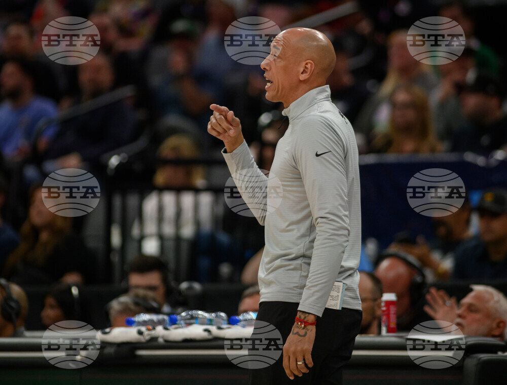 Clippers Kings Basketball