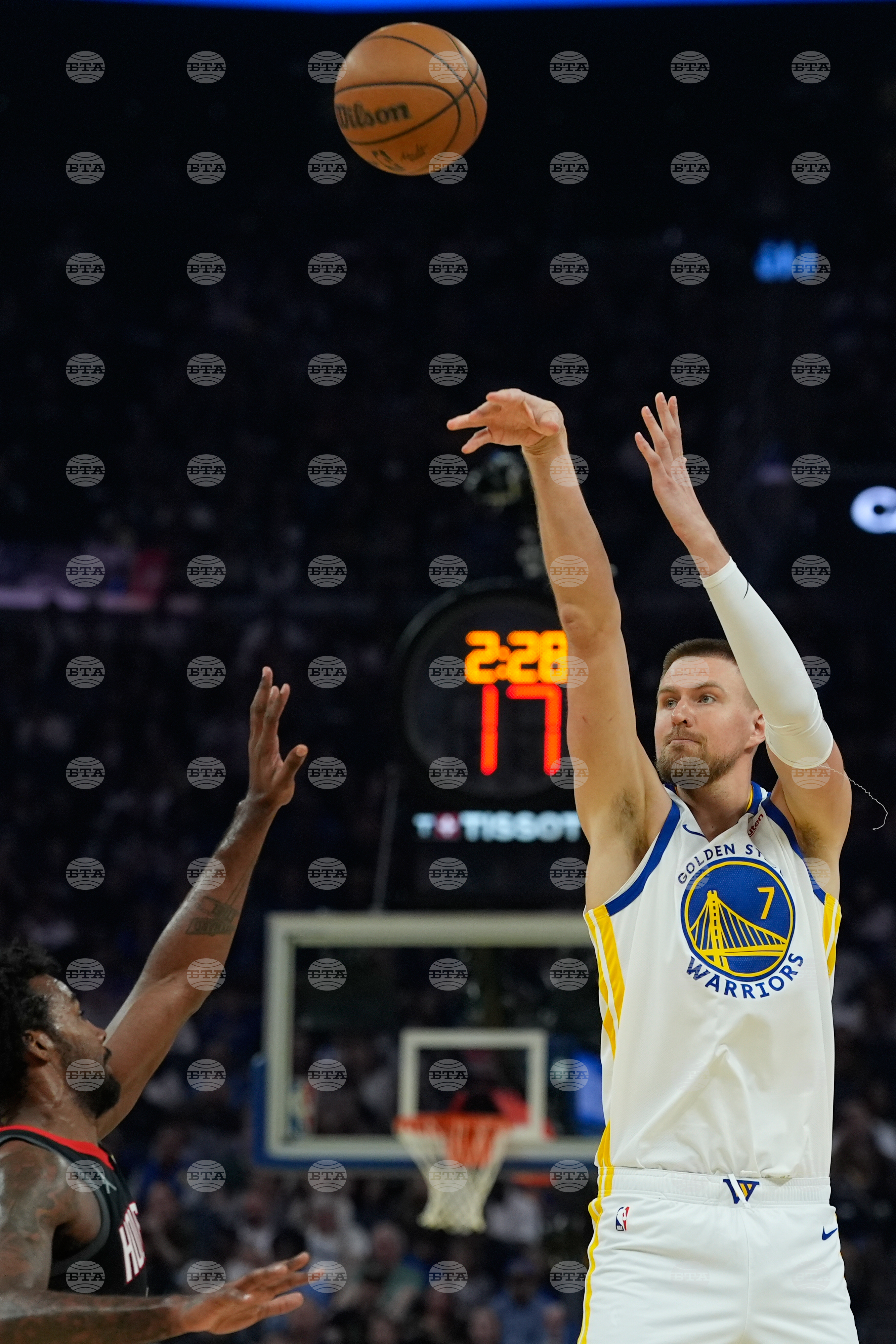 Rockets Warriors Basketball