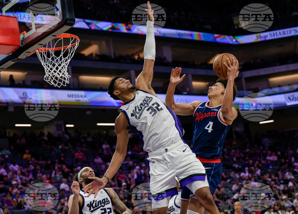 Clippers Kings Basketball