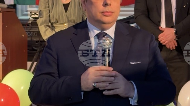 CC Chair in Istanbul: It Is Painful to Live Far from Home, Good Hospitals, Schools, Roads and Wages Will Make Bulgarians Return