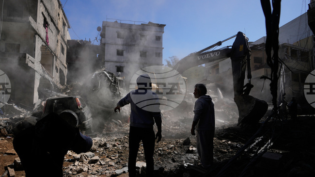 Усилията на Пакистан за спиране на войната в Близкия изток навлизат в "критичен" етап, каза иранският посланик в Пакистан