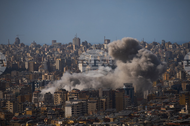 Броят на жертвите на конфликта между Израел и "Хизбула" в Ливан достигна близо 1500 души