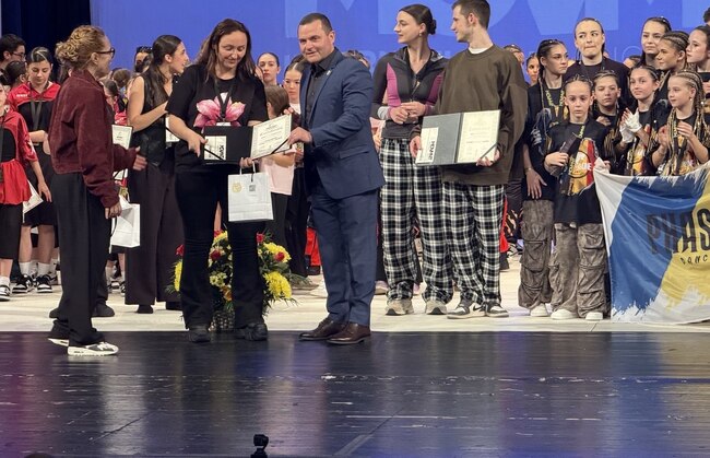 Кметът Пенчо Милков отличи най-добрите танцьори в международния конкурс MOVMNT International Dance Competition 