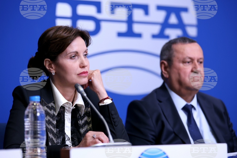 Национален пресклуб на БТА - „Приеми ме“ - инициатива