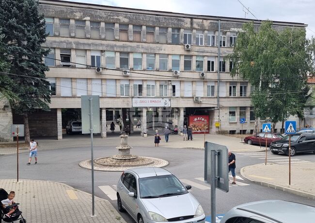 Община Ямбол планира ремонт на двете сгради на Диагностично-консултативния център в града