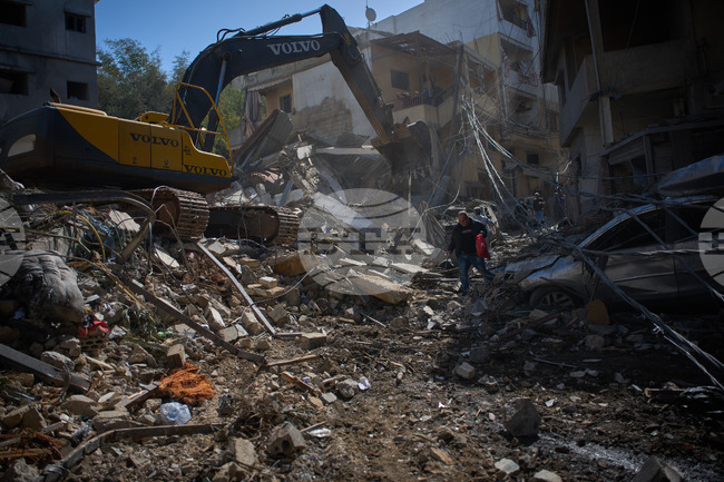 Израел заяви, че е разрушил още един ключов мост в Южен Ливан