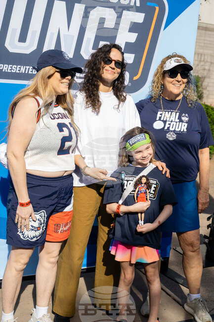 Women's Final Four Bounce presented by GEICO