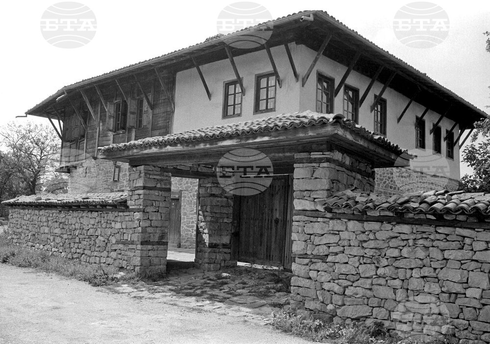 Giro d’Italia in Bulgaria, Stage 2: the Route Comes to Life in Images Captured on Camera by BTA