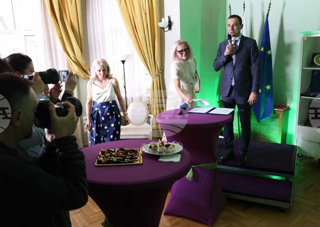 Медици бяха отличени с плакети „В името на живота“ – годишни награди за общинско здравеопазване