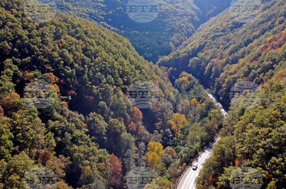 Giro d’Italia in Bulgaria, Stage 3: the Route Comes to Life in Images Captured on Camera by BTA