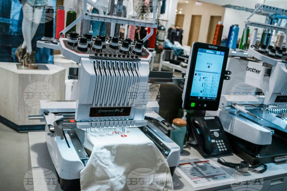 CORRECTION Tailors Labor Shortage