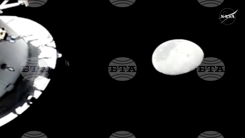 NASA Artemis Moonshot