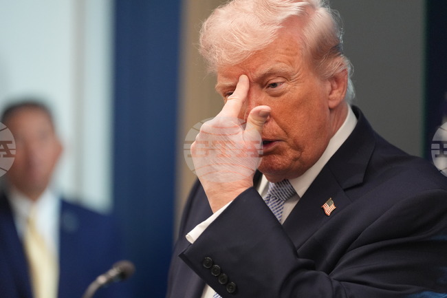 Тръмп заплаши да унищожи мостове и електроцентрали в Иран "в рамките на четири часа"