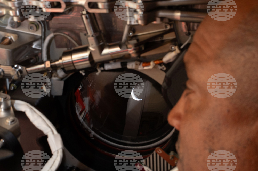 NASA Artemis Moonshot