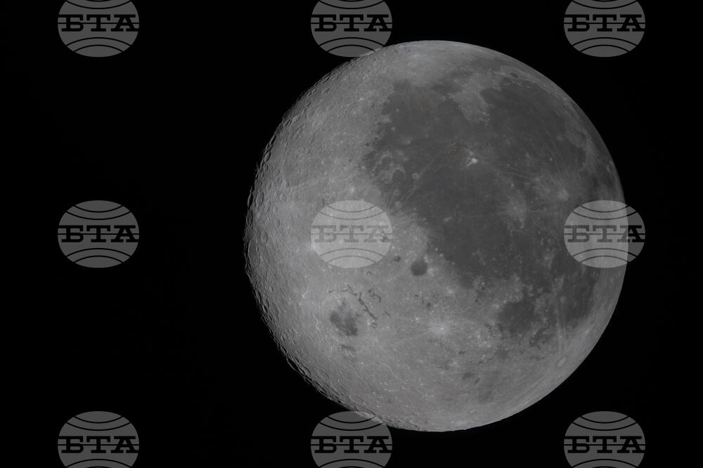 NASA Artemis Moonshot