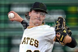 Padres Pirates Baseball