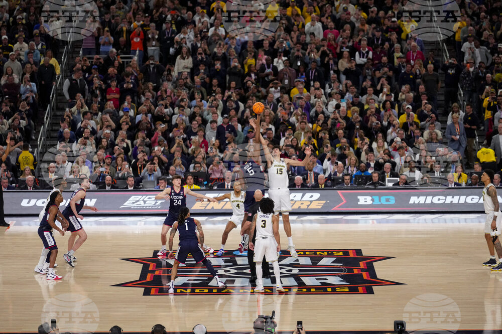 NCAA UConn Michigan Basketball