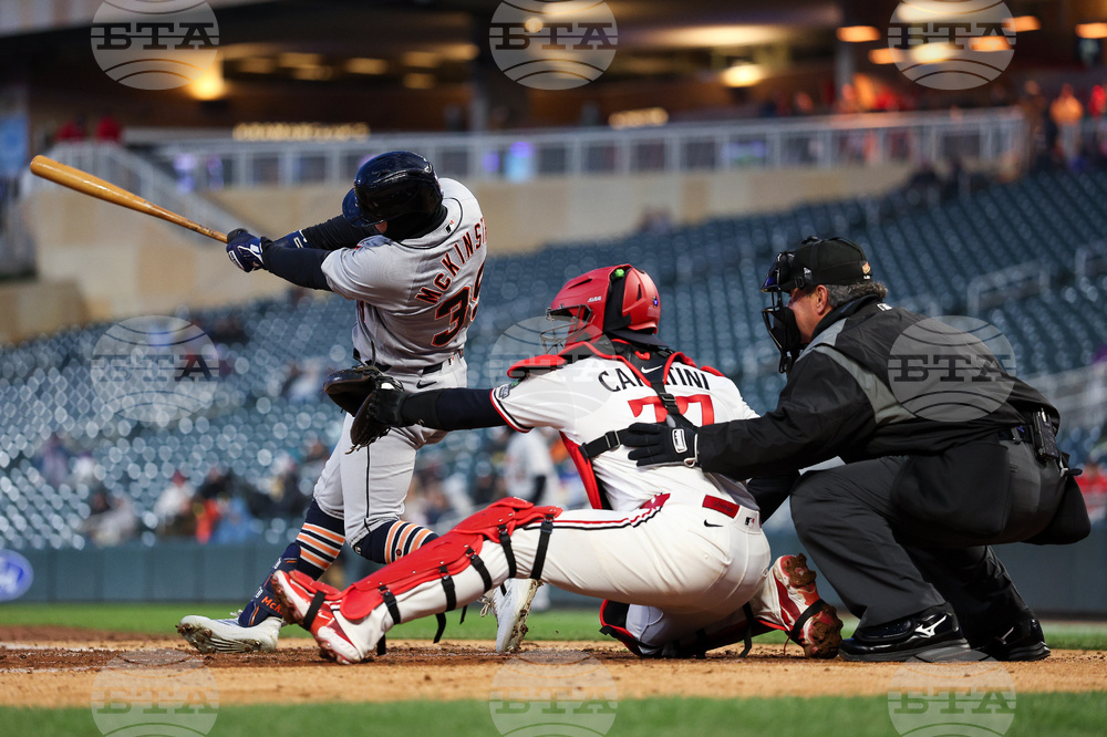 Tigers Twins Baseball