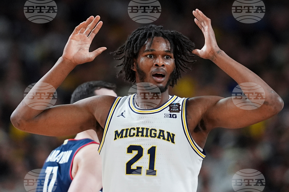 NCAA UConn Michigan Basketball