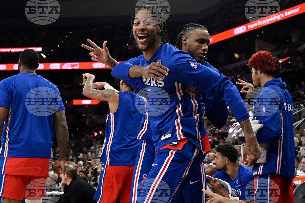 76ers Spurs Basketball