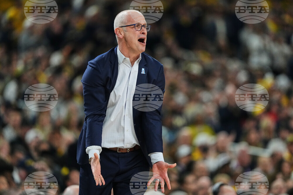 NCAA UConn Michigan Basketball