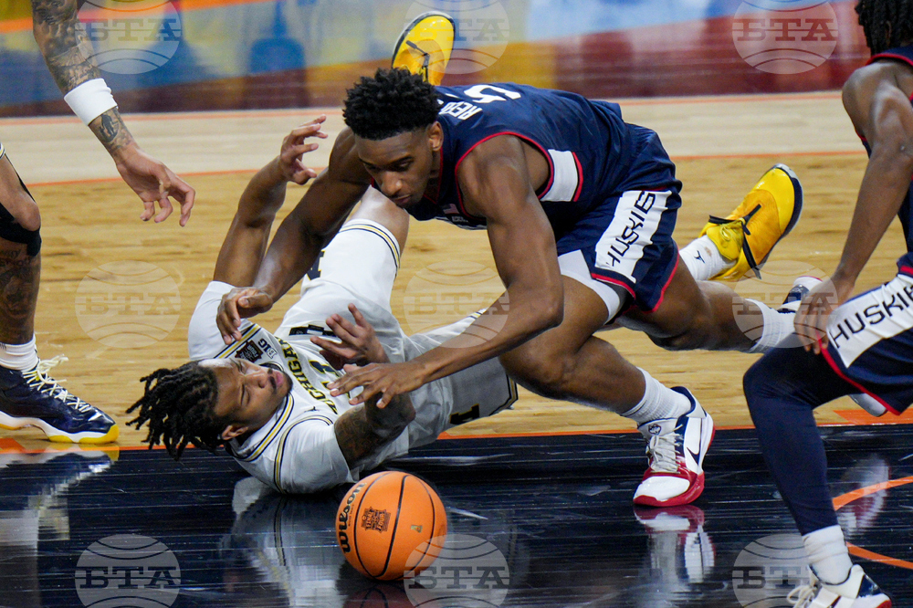 NCAA UConn Michigan Basketball