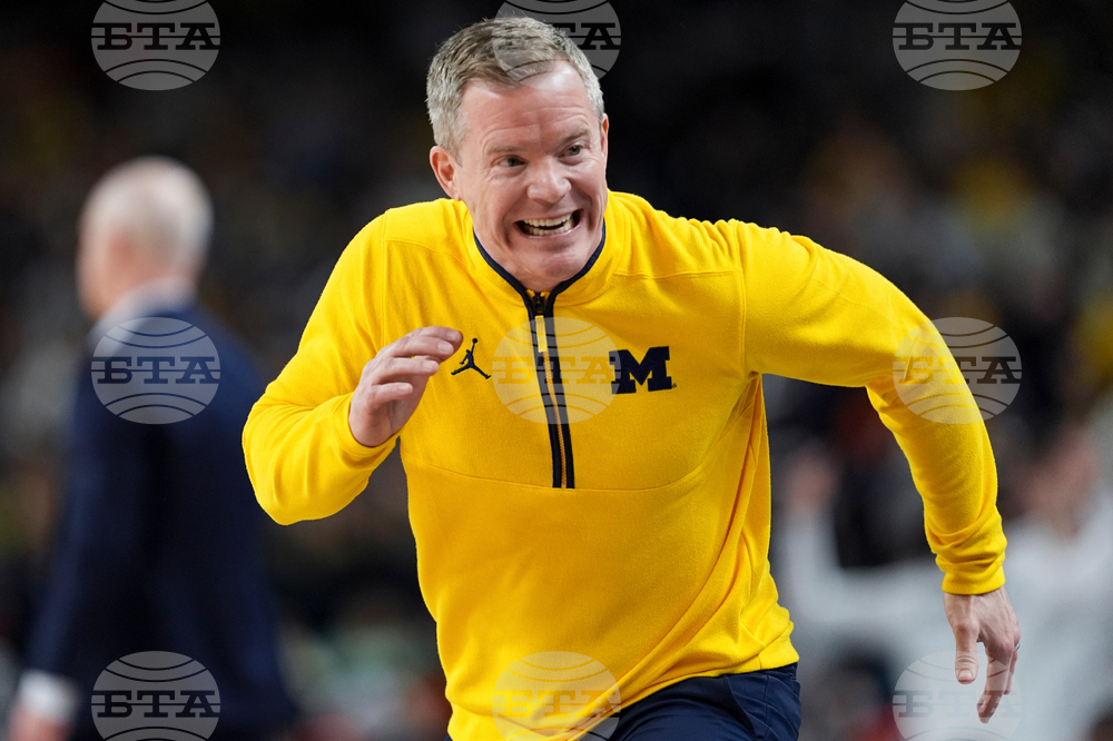 NCAA UConn Michigan Basketball