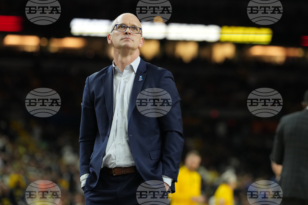 NCAA UConn Michigan Basketball