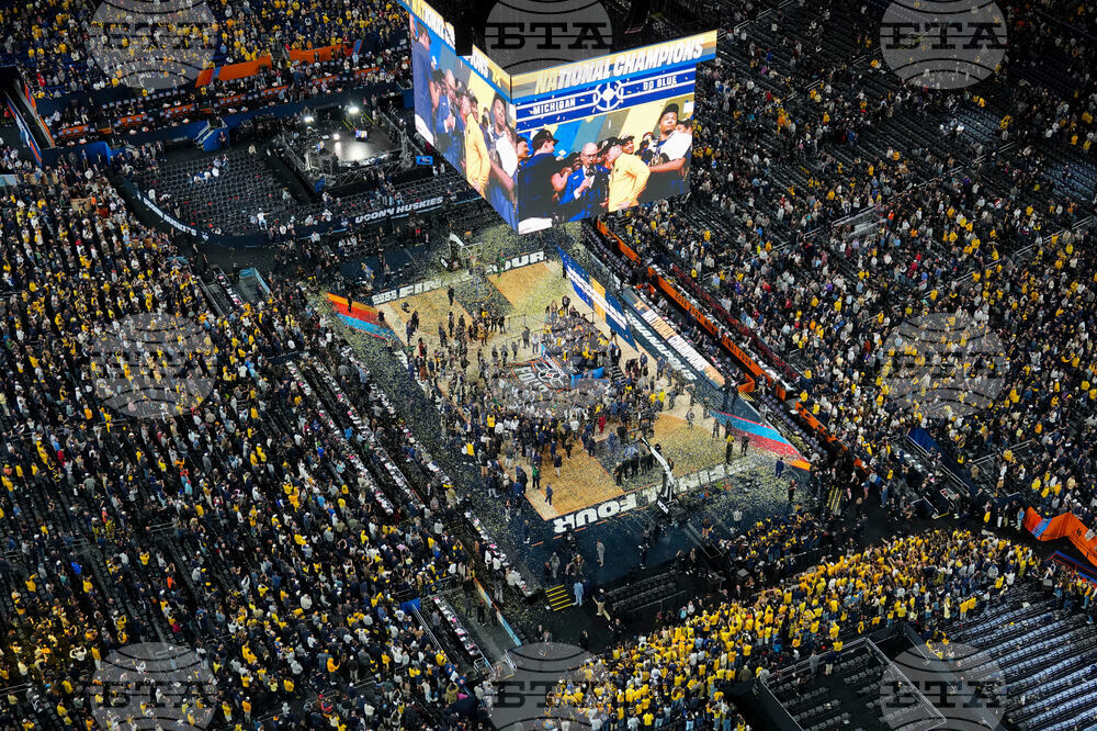 NCAA UConn Michigan Basketball