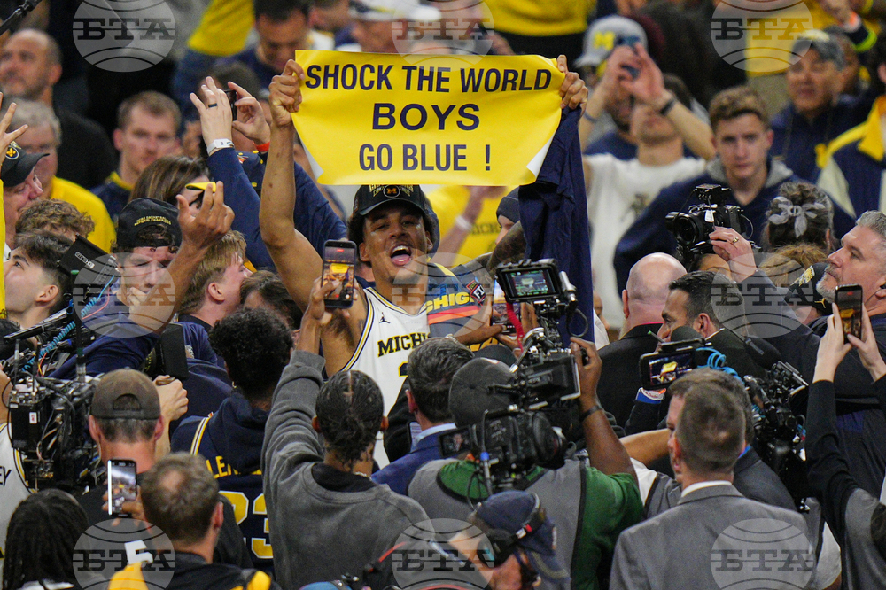 NCAA UConn Michigan Basketball