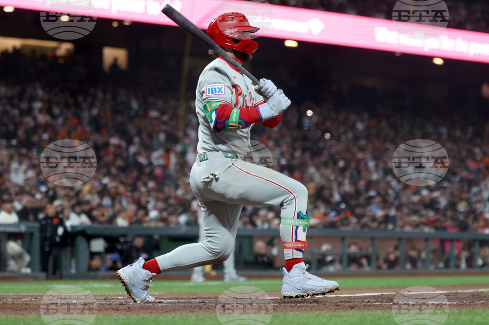 Phillies Giants Baseball