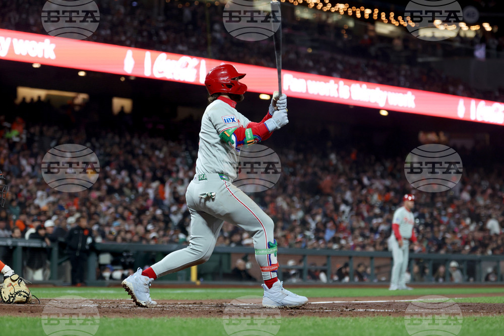 Phillies Giants Baseball