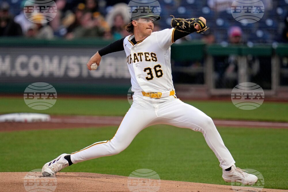 Padres Pirates Baseball